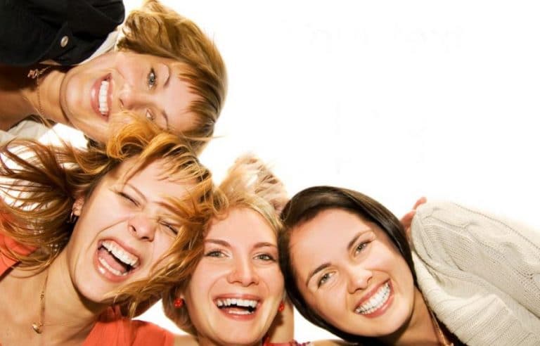 אנשים צוחקים 2