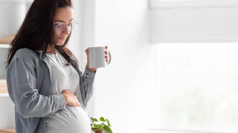Pregnancy and coffee לאתר